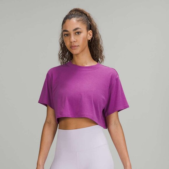 Lululemon All Yours Cropped Vitasea T-Shirt In Vivid Plum Size 4 - Picture 1 of 7